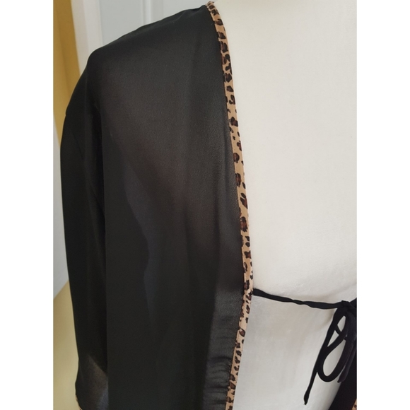 Vintage Natori Private Luxuries Sheer Robe - Picture 3 of 16